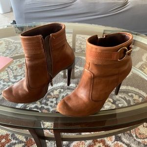 Brown boots/heels for women size 8 brand Ramarim